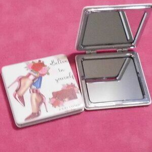 Portable Pocket Double Makeup Mirror Compact